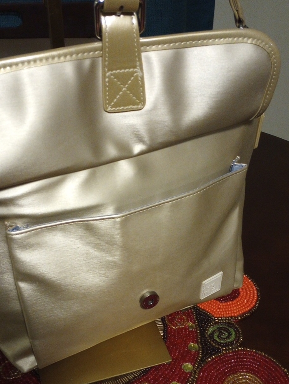 New Convertible Bag w/Two Straps - Picture 16 of 17